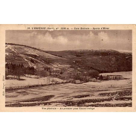 Carte postale ancienne de L’Espérou représentant la vue générale et le chalet refuge dans le Gard