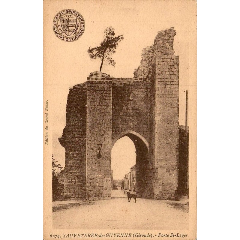 Carte postale ancienne Sauveterre-de-Guyenne porte Saint-Léger Gironde