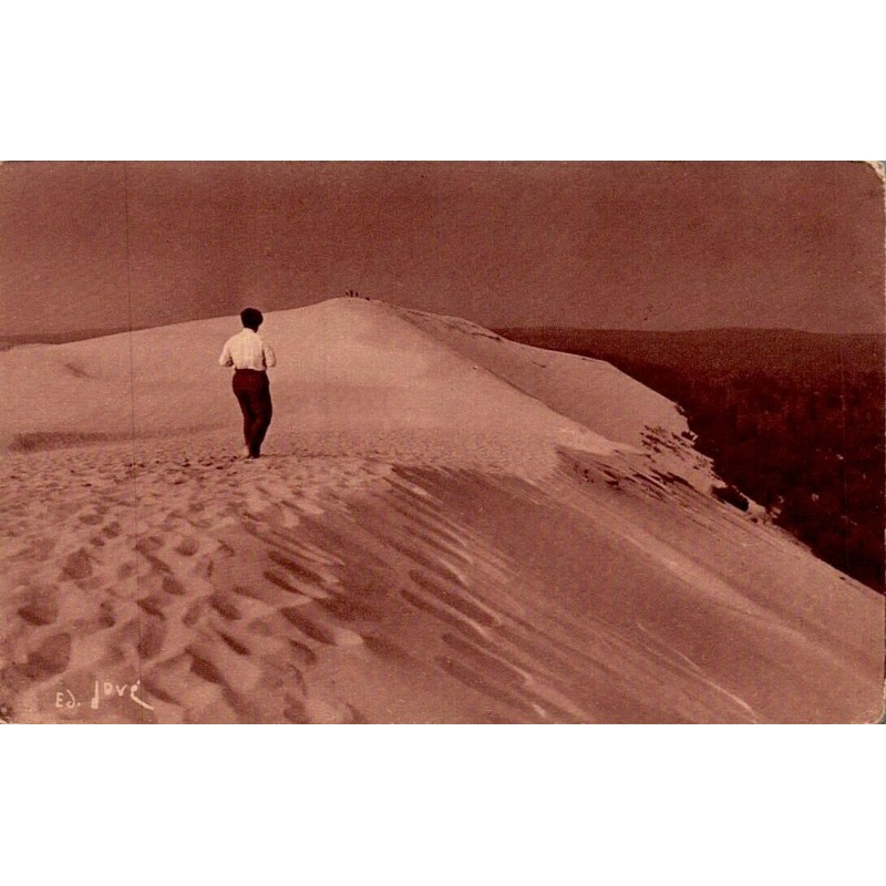Carte postale ancienne Arcachon revenant de la Grande Dune du Pyla