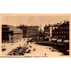 Carte postale ancienne Bordeaux place de la Comédie centre historique