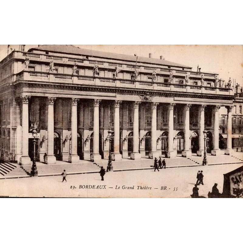 Carte postale ancienne Bordeaux le Grand Théâtre place de la Comédie