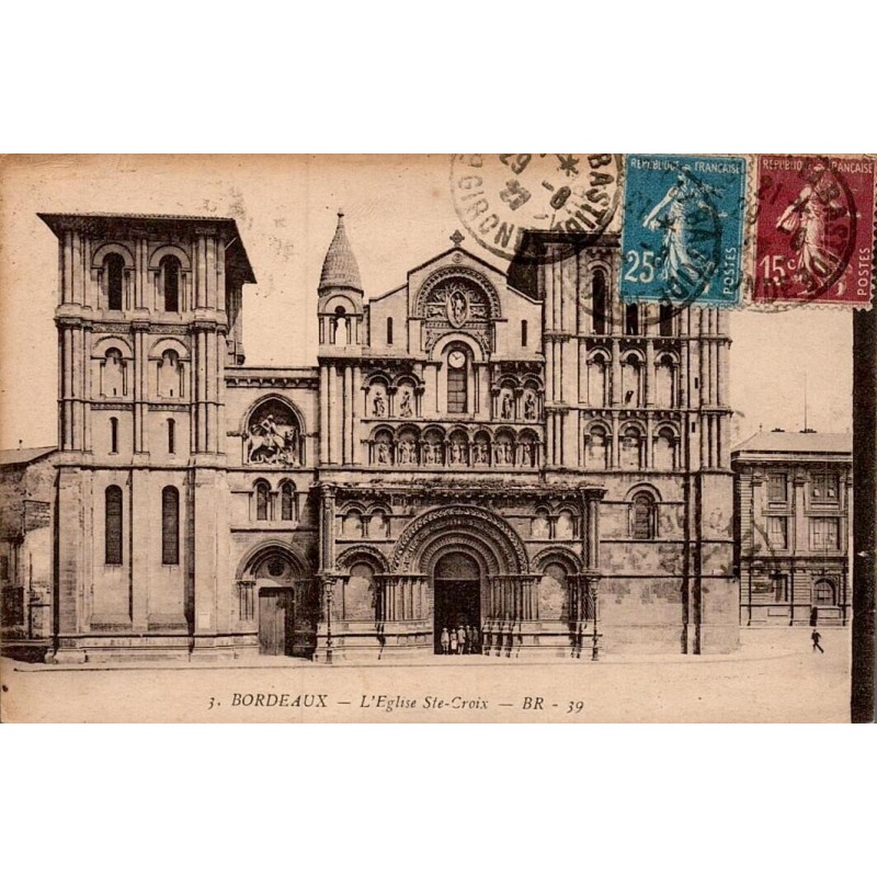 Carte postale ancienne Bordeaux église Sainte-Croix en Gironde