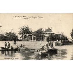 Carte postale ancienne Arès Villa Nel-Ma détroquage d’huîtres Bassin d’Arcachon