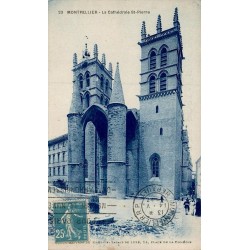 Carte postale ancienne Montpellier cathédrale Saint-Pierre dans l’Hérault