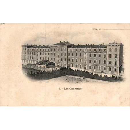 Carte postale ancienne Cette Sète Les Casernes Hérault vue des bâtiments militaires début XXe siècle