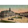 Carte postale ancienne Tours Hôtel de Ville et la place en Indre-et-Loire