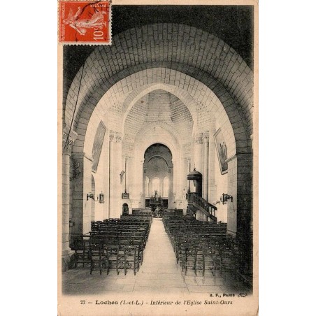 Carte postale ancienne Loches intérieur de l’église Saint-Ours en Indre-et-Loire