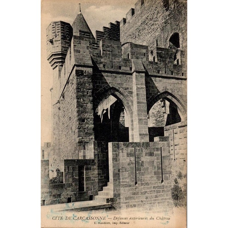Carte postale ancienne Cité de Carcassonne – Défenses extérieures du château
