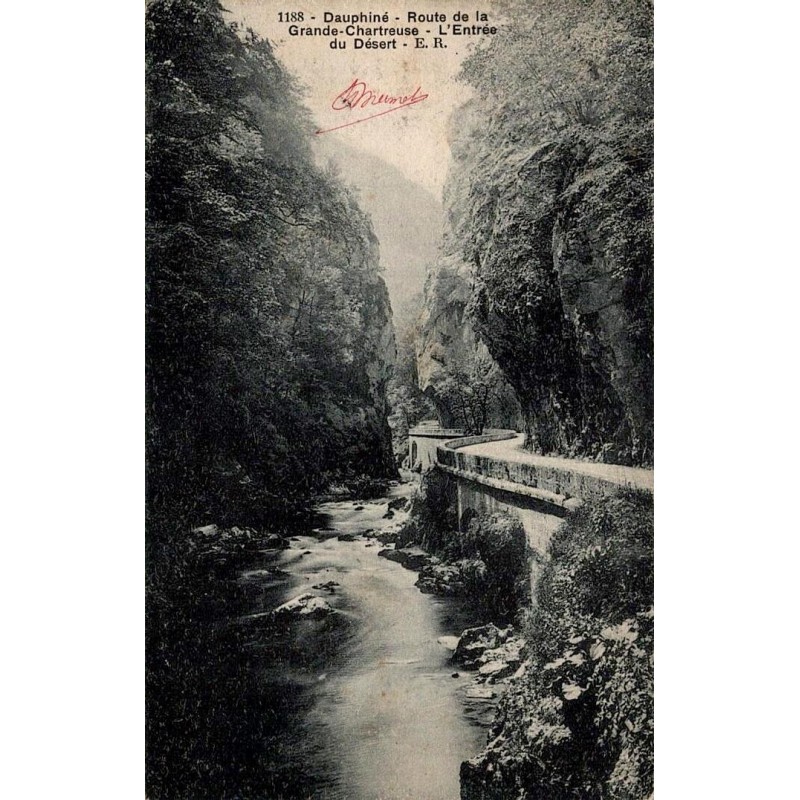 Carte postale ancienne Saint-Pierre-de-Chartreuse route de la Grande Chartreuse l’Entrée du Désert en Isère