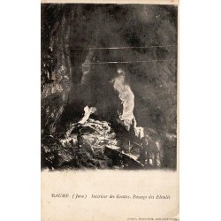 Carte postale ancienne Baume-les-Messieurs intérieur des grottes passage des Éboulés Jura