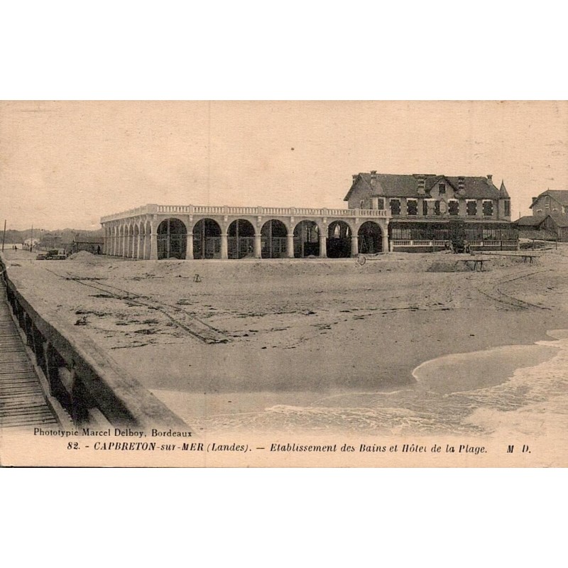 Carte postale ancienne Capbreton-sur-Mer établissement des Bains hôtel de la Plage Landes MD