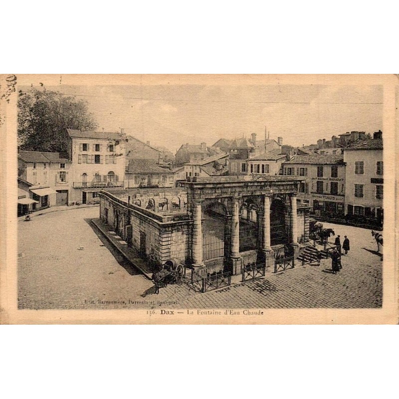 Carte postale ancienne Dax fontaine d’eau chaude source de la Nèhe patrimoine thermal Landes