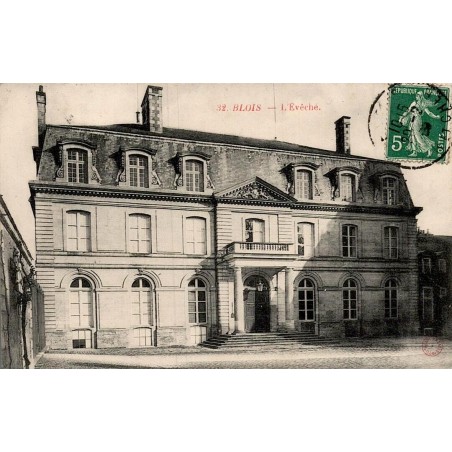 Carte postale ancienne Blois évêché monument historique Loir-et-Cher patrimoine religieux