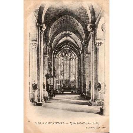 Carte postale ancienne Cité de Carcassonne – Église Saint-Nazaire, la nef