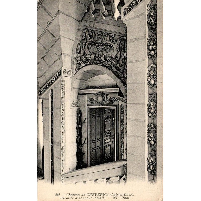 Carte postale ancienne Cheverny escalier d’honneur château intérieur historique ND Phot Loir-et-Cher