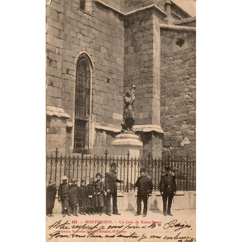 Carte postale ancienne Montbrison un coin de Notre-Dame quartier historique Loire Forez