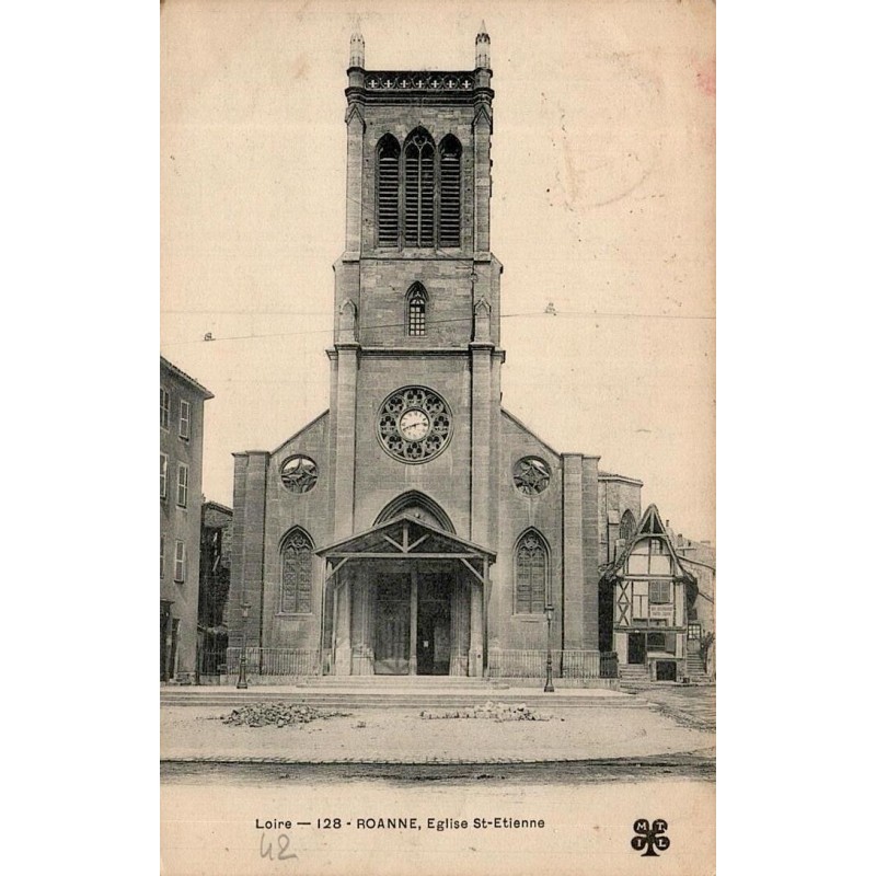Carte postale ancienne Roanne église Saint-Étienne patrimoine religieux Loire centre historique