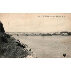 Carte postale ancienne Roanne pont du chemin de fer patrimoine ferroviaire Loire vue industrielle