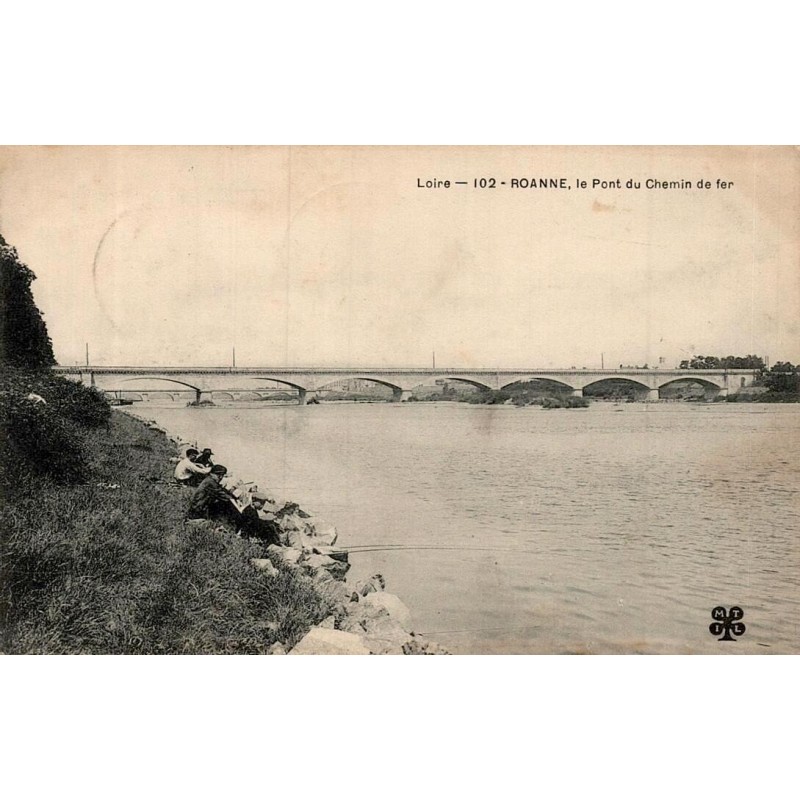 Carte postale ancienne Roanne pont du chemin de fer patrimoine ferroviaire Loire vue industrielle