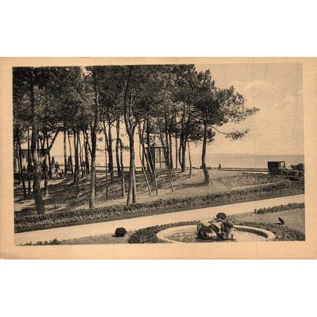 CPA La Baule Hôtel Royal pins maritimes