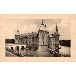 CPA Sully-sur-Loire Le Château ND