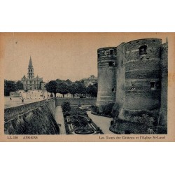 Carte postale ancienne Angers les Tours du Château et l’Église Saint-Laud Maine-et-Loire édition LL 130 vue monumentale