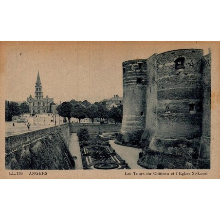Carte postale ancienne Angers les Tours du Château et l’Église Saint-Laud Maine-et-Loire édition LL 130 vue monumentale