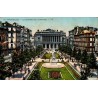 Carte postale ancienne du Square de la Bourse à Marseille avec vue urbaine historique