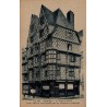Carte postale ancienne Angers Le Logis d’Adam vieille maison remarquable par ses sculptures originales Maine-et-Loire LL 142