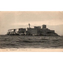 Carte postale ancienne du Château d’If à Marseille sur son île rocheuse en Méditerranée