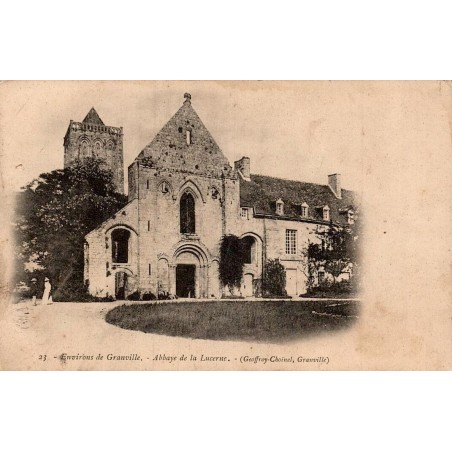 Carte postale ancienne Abbaye de La Lucerne La Lucerne-d’Outremer Manche vue du patrimoine religieux normand