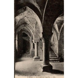 Carte postale ancienne Mont-Saint-Michel abbaye crypte de l’Aquilon Manche édition LL 61 vue intérieure monument médiéval