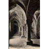 Carte postale ancienne Mont-Saint-Michel abbaye crypte de l’Aquilon Manche édition LL 61 vue intérieure monument médiéval