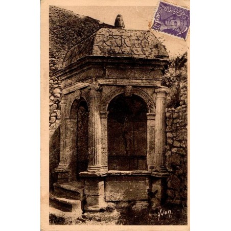 Carte postale ancienne du Pavillon de la Reine Jeanne aux Baux-de-Provence, « Rendez-vous d’amour des Princes des Baux »