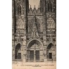 Carte postale ancienne Notre-Dame de l’Épine le Grand Portail Marne détail de la façade gothique flamboyante