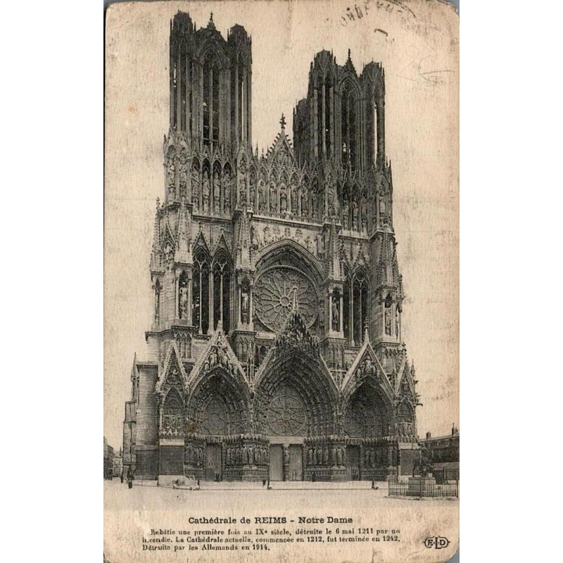 Carte postale ancienne Reims cathédrale Notre-Dame Marne vue générale du monument gothique historique