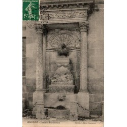 Carte postale ancienne Chaumont Fontaine Bouchardon Haute-Marne monument historique dédié au sculpteur Edme Bouchardon