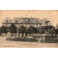 Carte postale ancienne représentant le Palais de l’Académie de Nancy, important bâtiment universitaire de Meurthe-et-Moselle.