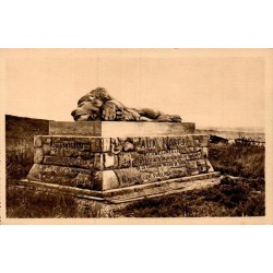Carte postale ancienne représentant le monument de la Chapelle Sainte-Fine dédié aux morts de la 130e Division Verdun