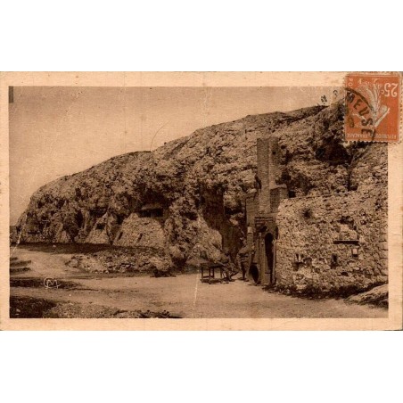 Carte postale ancienne du fort de Vaux près de Verdun durant la Grande Guerre