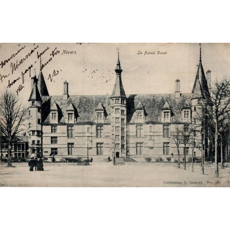 NEVERS - Le Palais Ducal