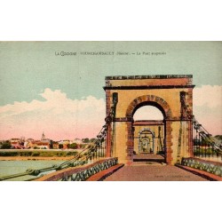 Carte postale ancienne de Fourchambault montrant le pont suspendu sur la Loire