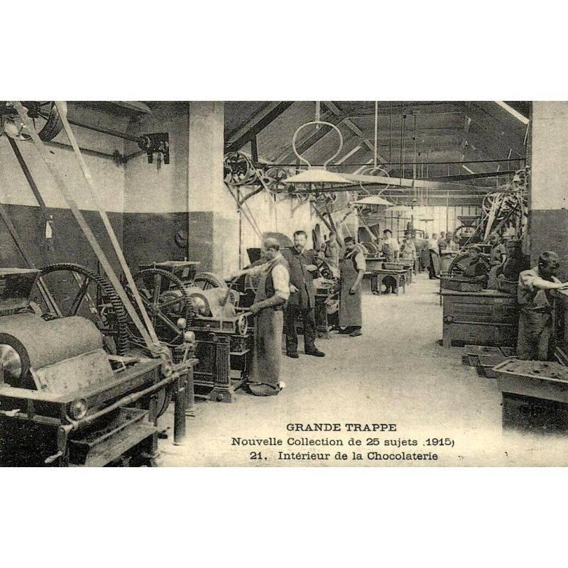 Reproduction de carte postale ancienne intérieur de la chocolaterie de la Grande-Trappe Collection Cartes d'Autrefois Orne