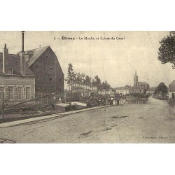 Reproduction de carte postale ancienne Étreux le moulin et l'écluse du canal Collection Cartes d'Autrefois Aisne