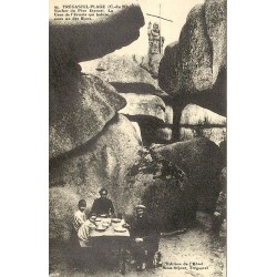 Reproduction de carte postale ancienne Trégastel-Plage Rocher du Père Éternel Collection Cartes d'Autrefois Côtes-d'Armor