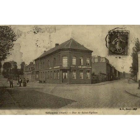 Reproduction de carte postale ancienne Solesmes rue du Saint-Python Collection Cartes d'Autrefois Nord