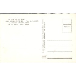 Carte postale ancienne Place de la Mairie Aix-en-Provence