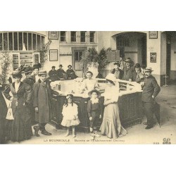 Reproduction de carte postale ancienne La Bourboule buvette de l'établissement Choussy Collection Cartes d'Autrefois Puy-de-Dôme