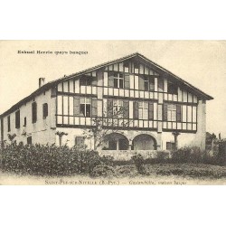Reproduction de carte postale ancienne Gastambidia maison basque Saint-Pée-sur-Nivelle Collection Cartes d'Autrefois