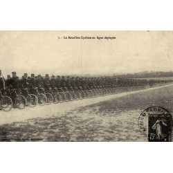 5 - Le Bataillons Cycliste en ligne déployée
